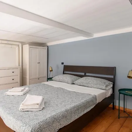 Appartamento Napoli Flats Santa Chiara Esterno foto